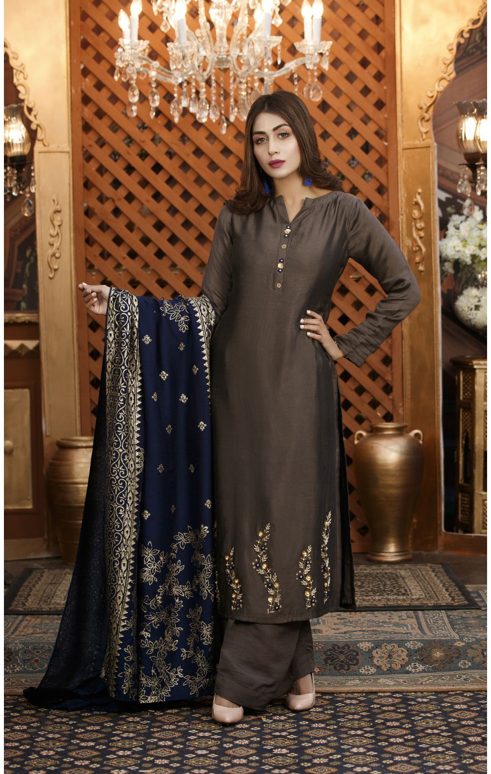 EXCLUSIVE CHARCOAL GREY LUXURY PRET  SDS82  Exclusive Online Boutique