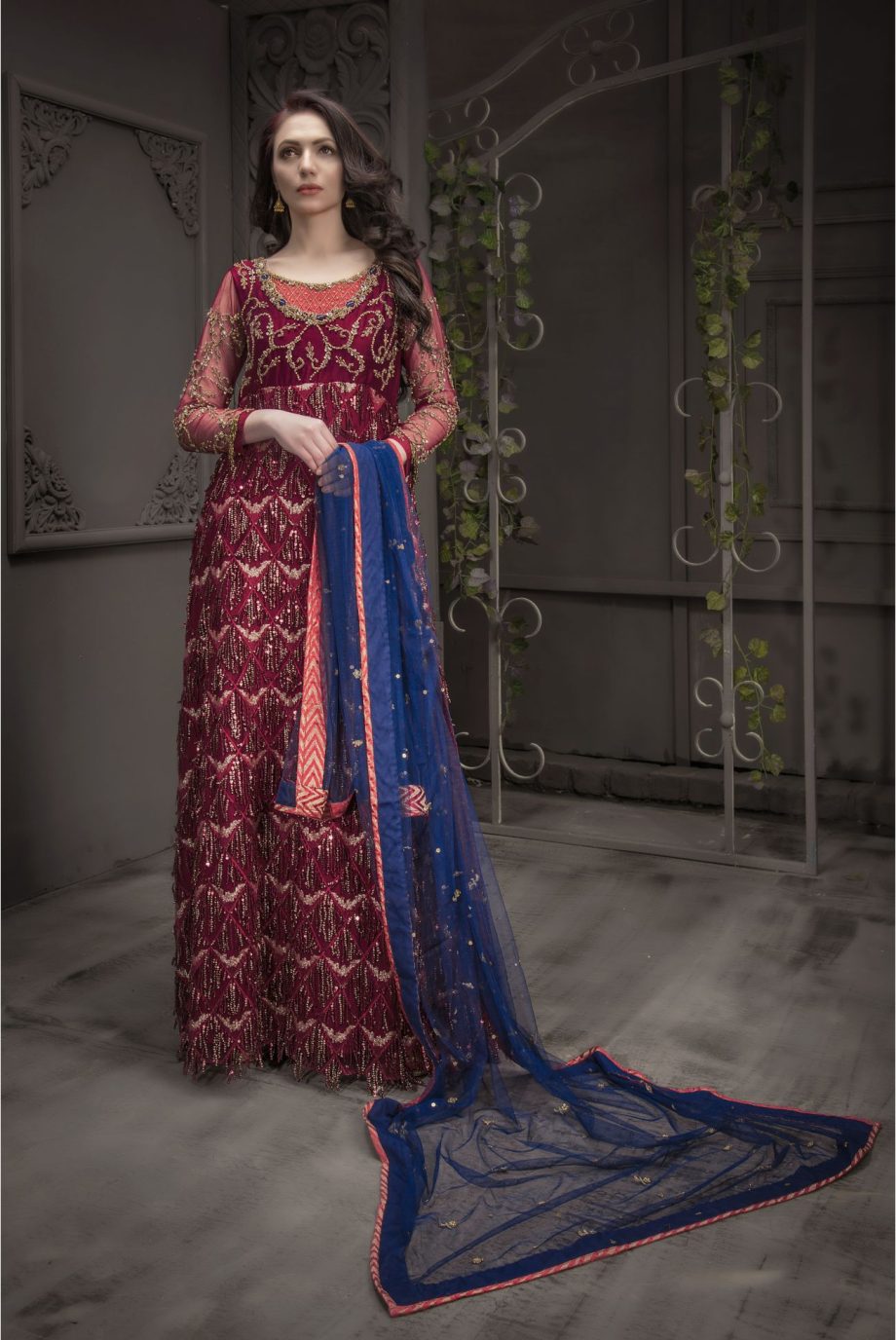Buy Exclusive Maroon And Blue Bridal Wear – Aqbd05 Online In USA, Uk & Pakistan - 01
