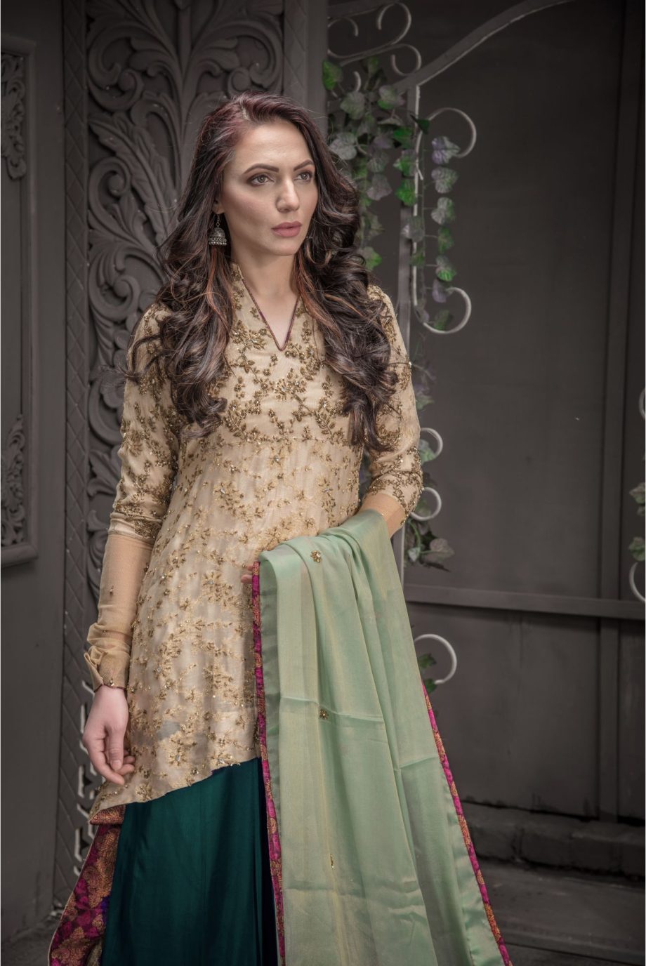 Buy Exclusive Golden And Sea Green Bridal Wear – Aqbd09 Online In USA, Uk & Pakistan - 01