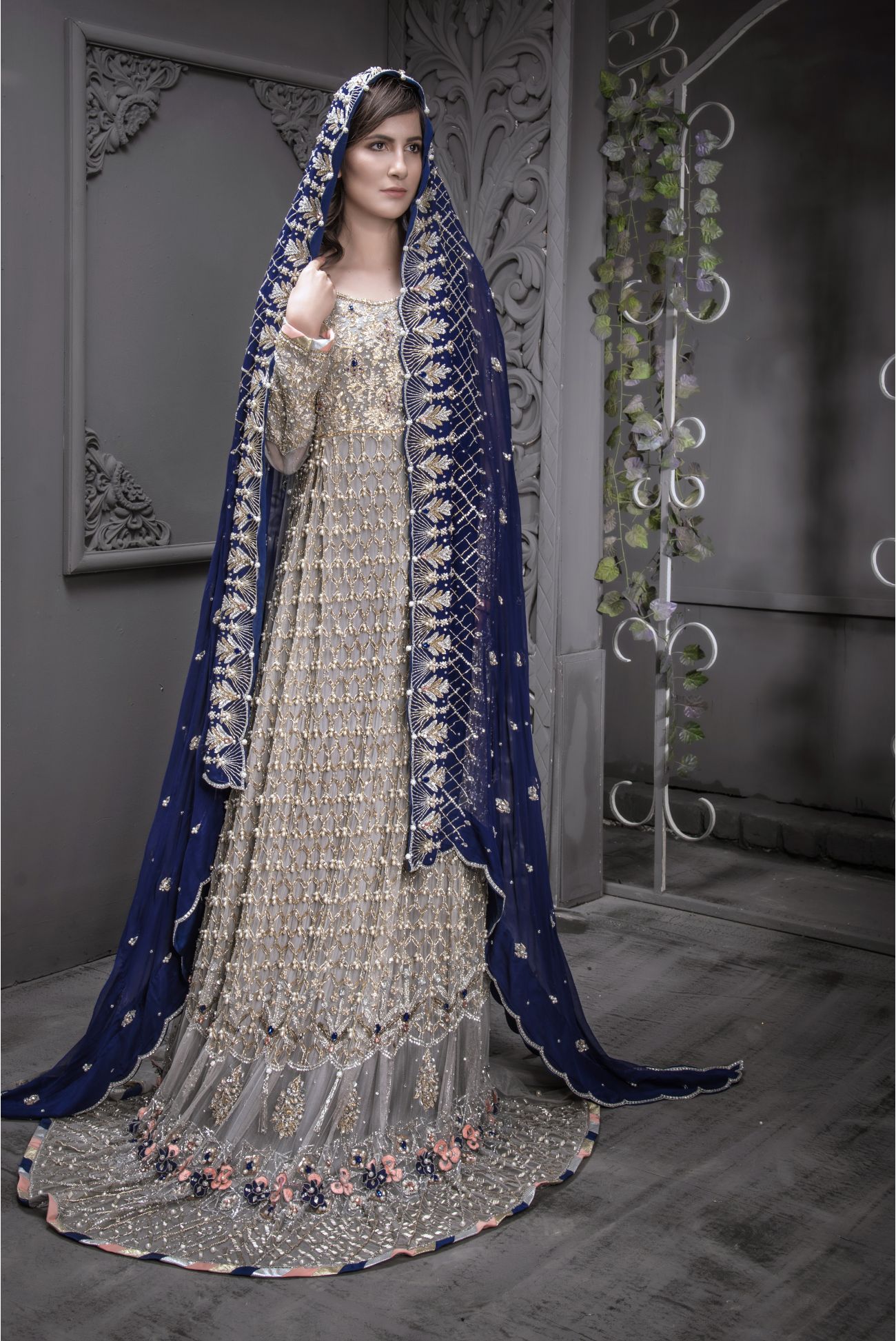 Grey And Blue Pakistani Wedding Dress ...