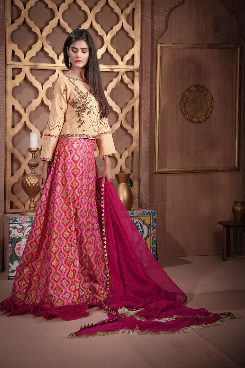 Buy Exclusive Golden And Magenta Bridal Wear – Sdbd27 Online In USA, Uk & Pakistan - 03
