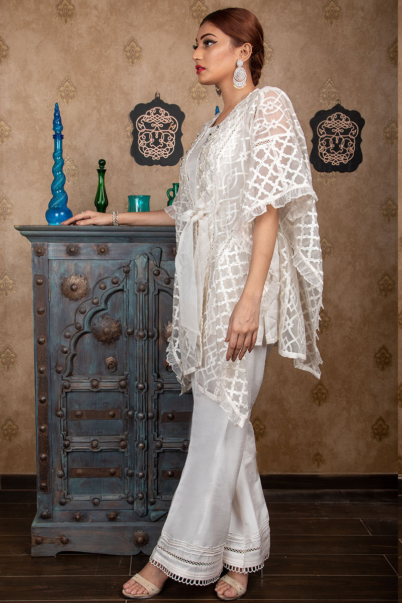 Buy Exclusive Off-White Party Wear – Sds383 Online In USA, Uk & Pakistan