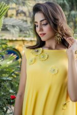 Buy Exclusive Yellow And Off White Party Wear – Aqs342Online in UK, US & Pakistan - 03
