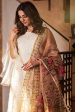 EXCLUSIVE OFF WHITE LUXURY PRET 2021