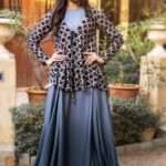 EXCLUSIVE LIGHT AND DARK GREY AND BLACK LUXURY PRET - ZZS1033