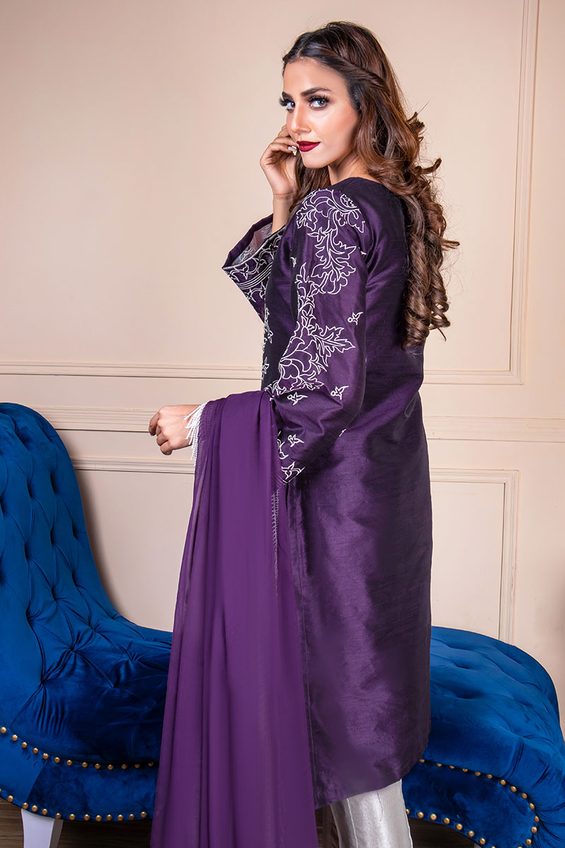 EXCLUSIVE PURPLE AND OFF WHITE PARTYWEAR – ZZS86 – Exclusive